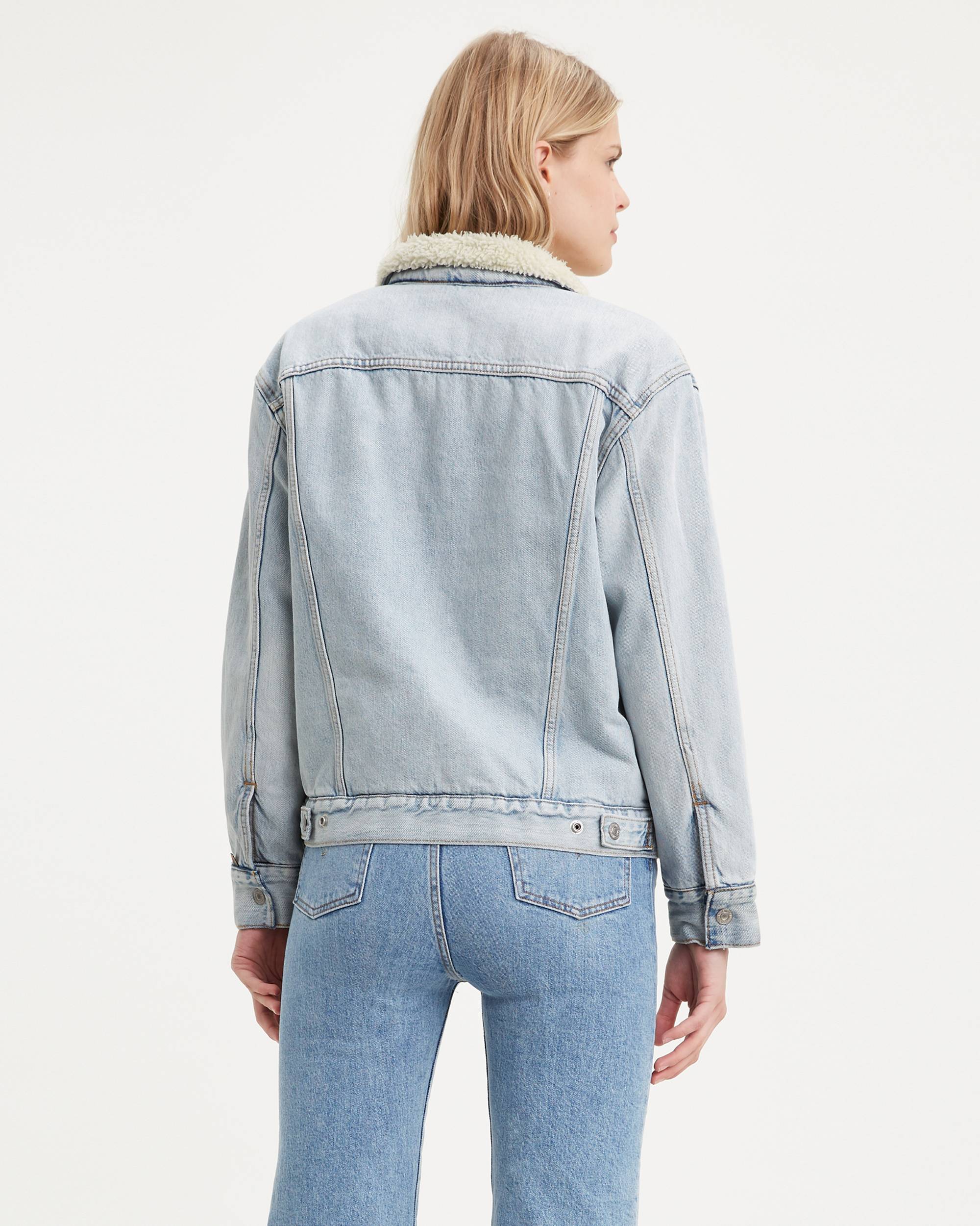 Levi’s® Sherpa Trucker Jacket with Jacquard™ by Google 5