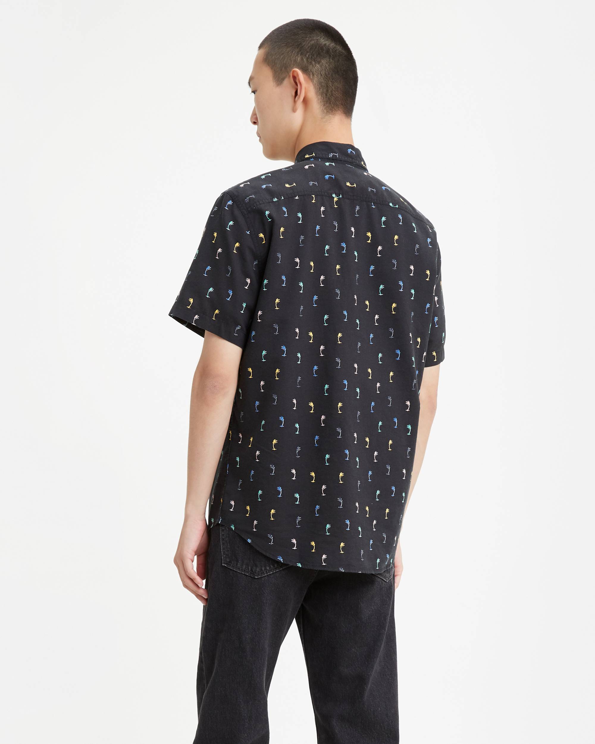 Short Sleeve Classic One Pocket Standard Fit Shirt 2